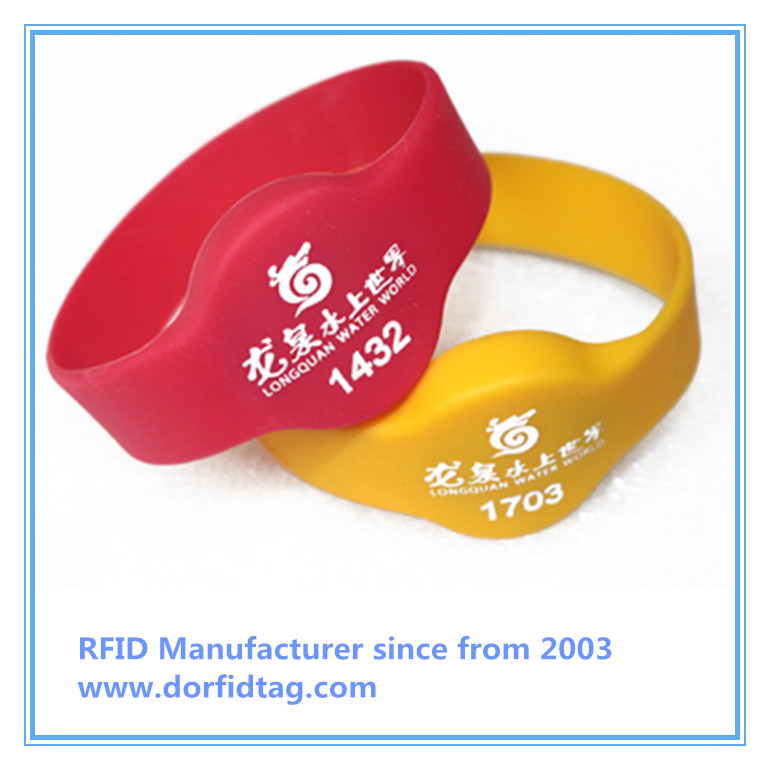 RFID wristband RFID wristband tag  at music festivals